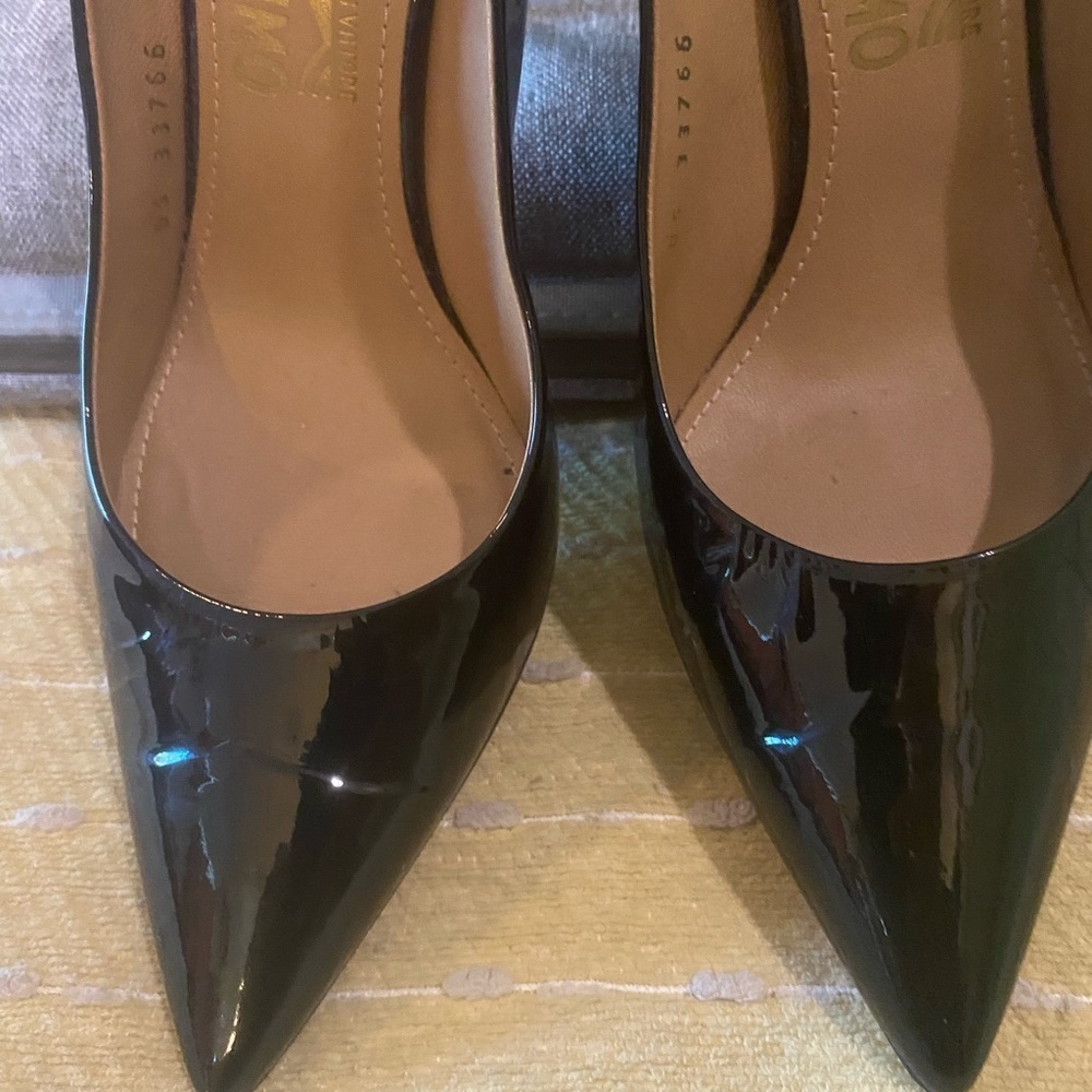 Salvatore Ferragamo Susi Black patent Leather Point Toe Pumps High Heels Shoe - Picture 3 of 8